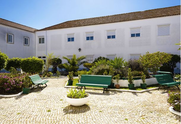 LAR GRANJA LUÍS RODRIGUES